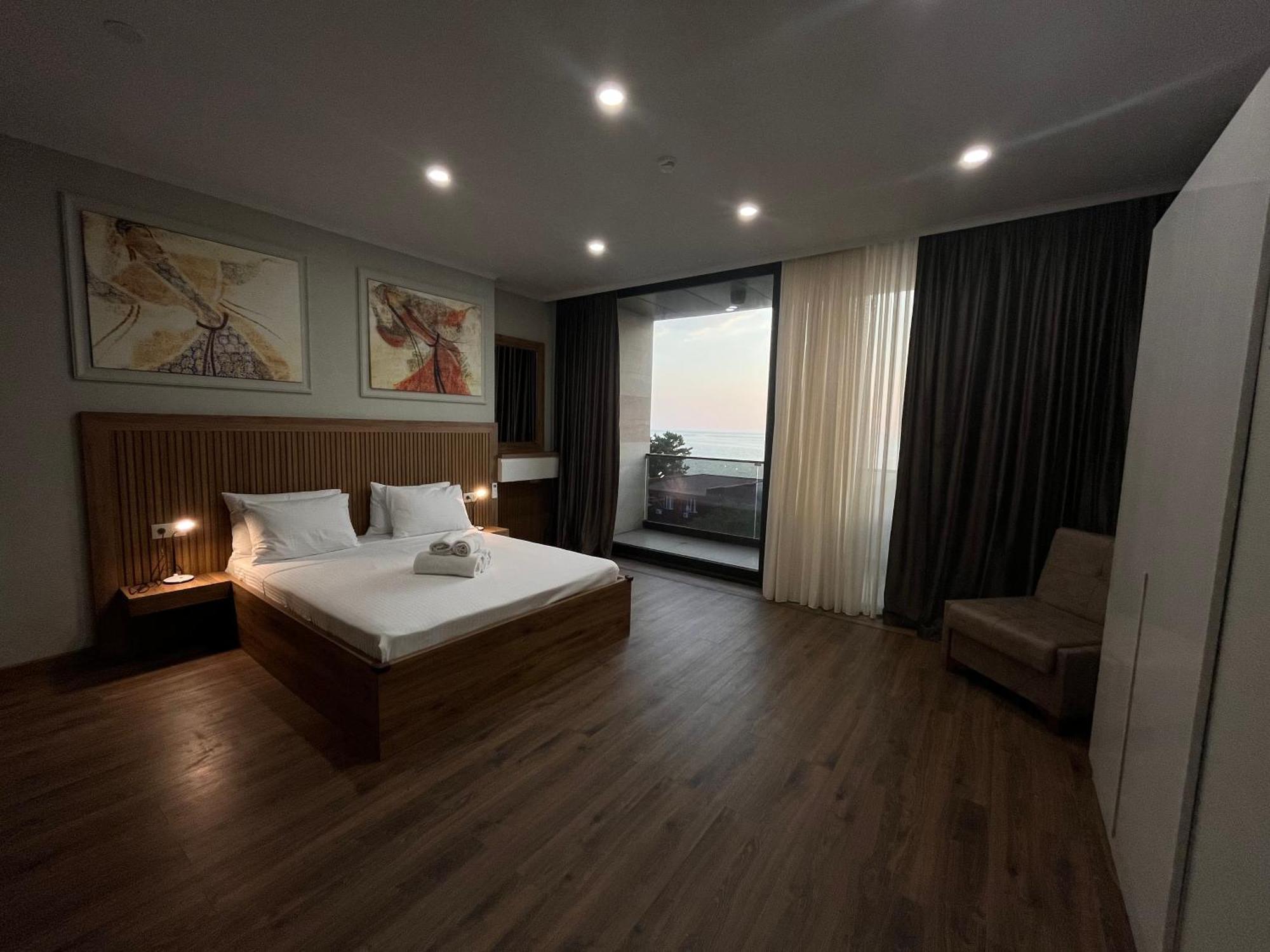 Golden Sun Kobuleti Hotel Exterior photo